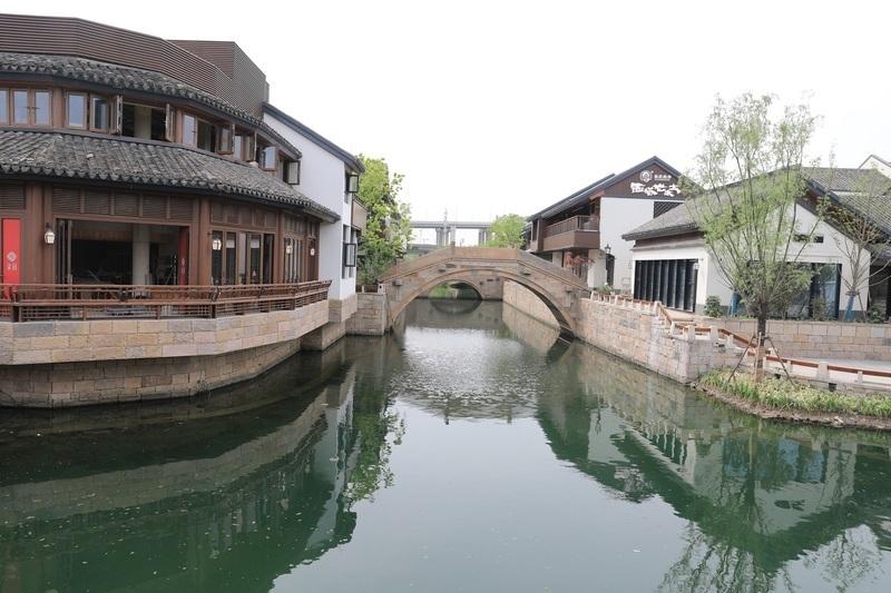 逃离海岛村
